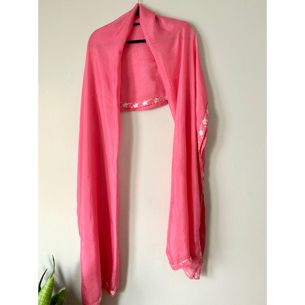 NEW Indian Pink Shawl Scarf